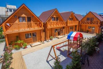 Двухэтажный коттедж в Гостевом доме Galla Hotel
